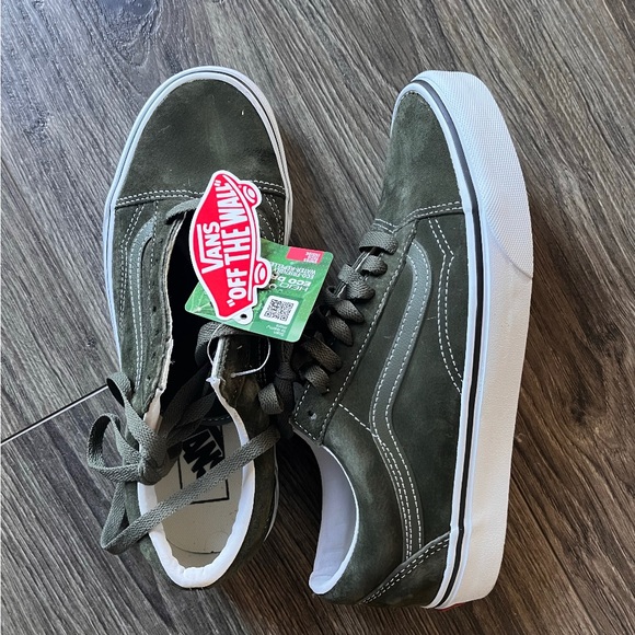 Vans Shoes - Forest green vans. Womens size 8.5. NWT